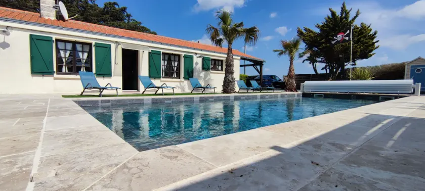 Villa for 12 people, Ocean View, Heated Pool, Beach 300m Away - Image 1