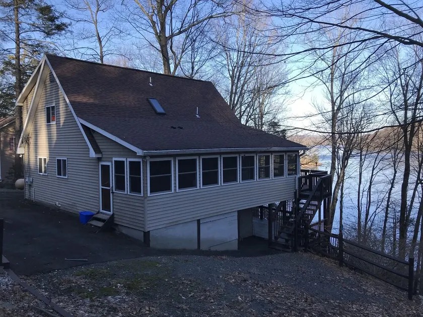 Bord de lac sur Wallenpaupak avec quai privé.  Idéal pour les réunions de famille - Image 1