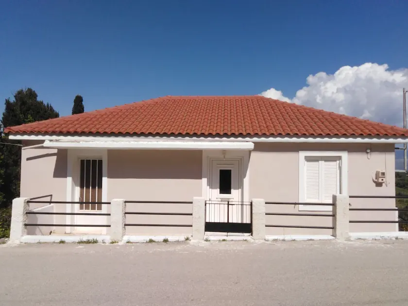 Island Village House - Image 1
