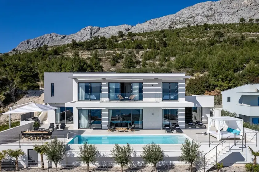 Luxury Villa Andoris with Gym, Spa, Heated pool - Image 1