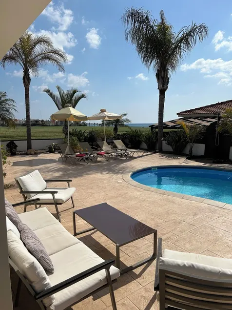 Bungalow mit privatem Swimmingpool und Garten, am Meer - Image 1