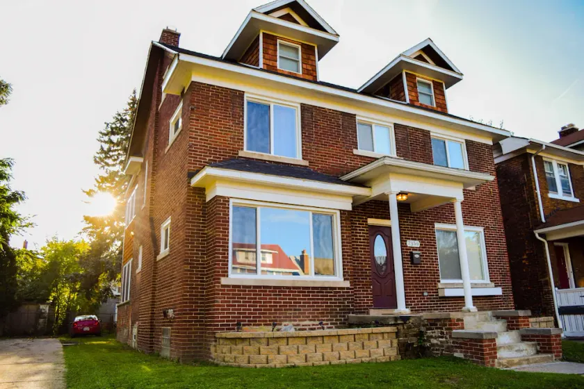 6 Bedroom/4.5 Bath/Across from Motown Museum - Image 1