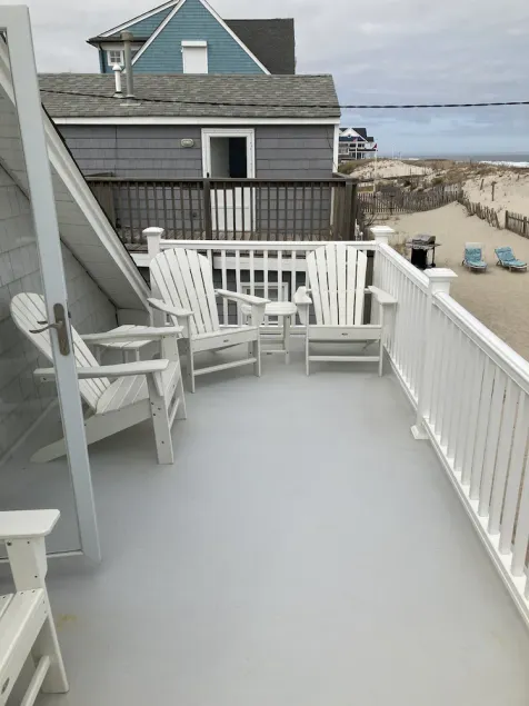 Oceanfront Cottage - Image 1