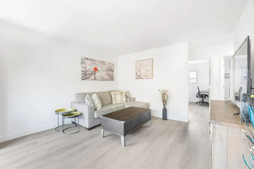 2BR APT with Brand new super quite AC, Washer, Dryer, Free EV Station, Free Parking in Cupertino - Image 1