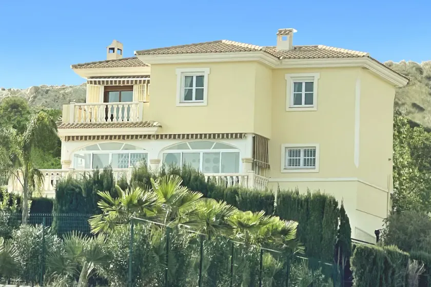 Luxury Villa with superb pool and breathtaking coastal views - Image 1