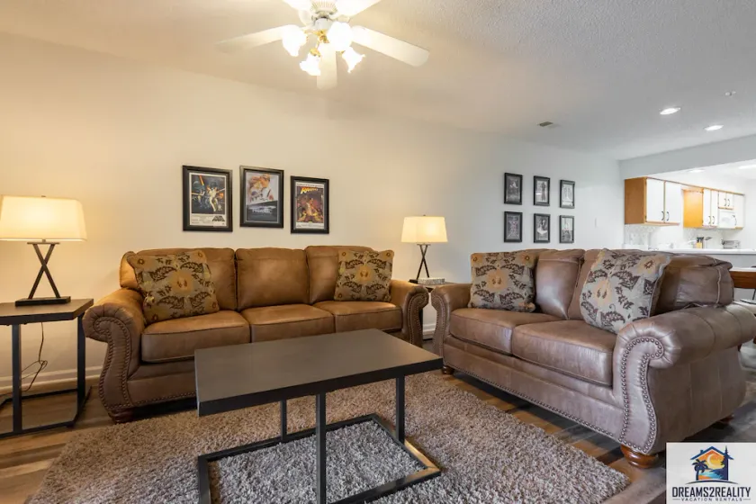 Walk-In 2BR w/ 2 King Beds | Indoor Pool + Central Location | FH D-8 - Image 1