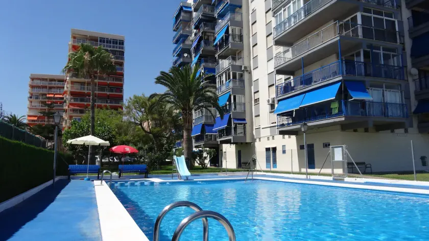 Lägenhet 4/6 personer 1: a rad panoramautsikt över havet med pool - Image 1