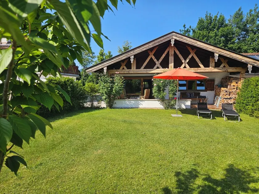 På Tegernsee hyggelige landsted med haveområde, privat parkering, WiFi - Image 1