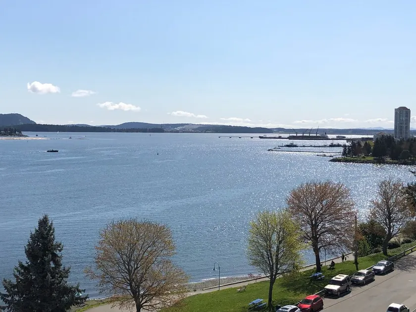 Breath Taking Views of Nanaimo's Harbour Front! From Sea Planes to BC Ferries... - Image 1