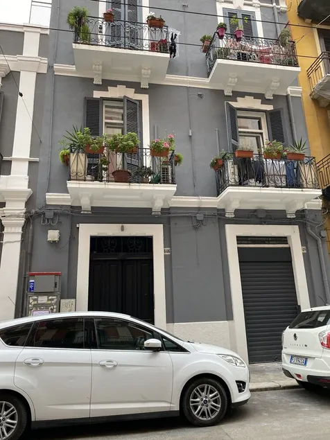 casaRó, cozy, comfortable,800mt from ferr/centr station,..a treat!  - Image 1