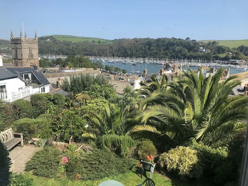 Perfect Location, Electric Car Friendly and Superb Views from Above Town - Image 1