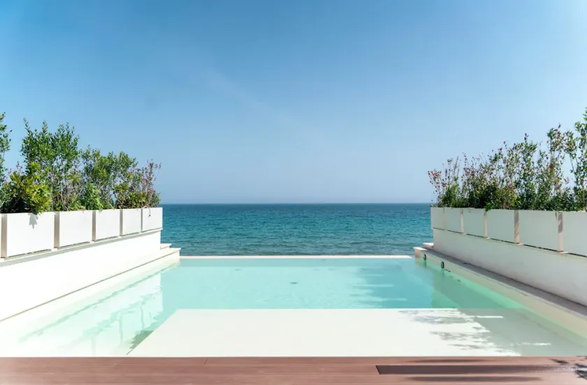 New Bussola - Suites and Beach Club Cagliari Poetto - Image 1