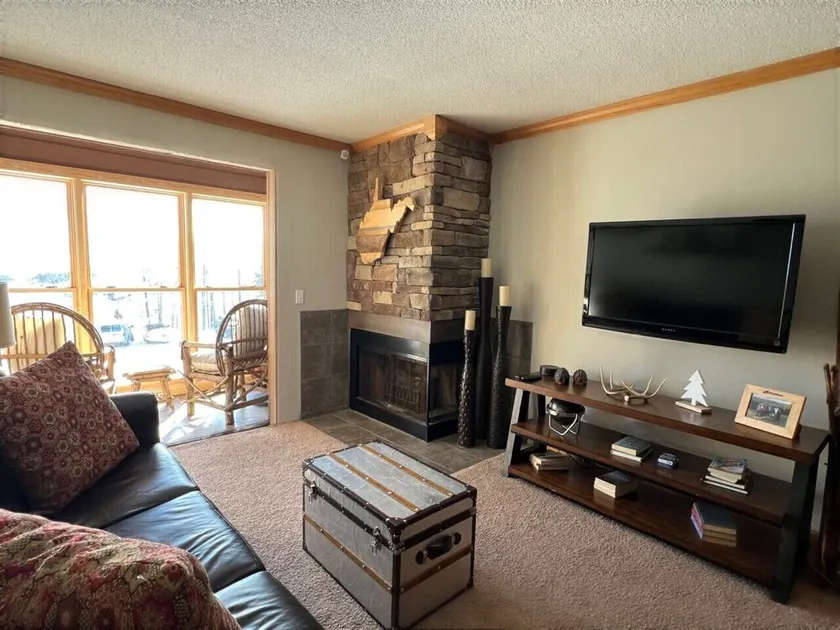Snowcrest Condo Walking Distance to Slopes - Image 1