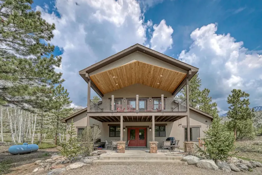 MONARCH RETREAT - Fantastisches neues Ferienhaus, perfekt für Ihre große Gruppe! - Image 1