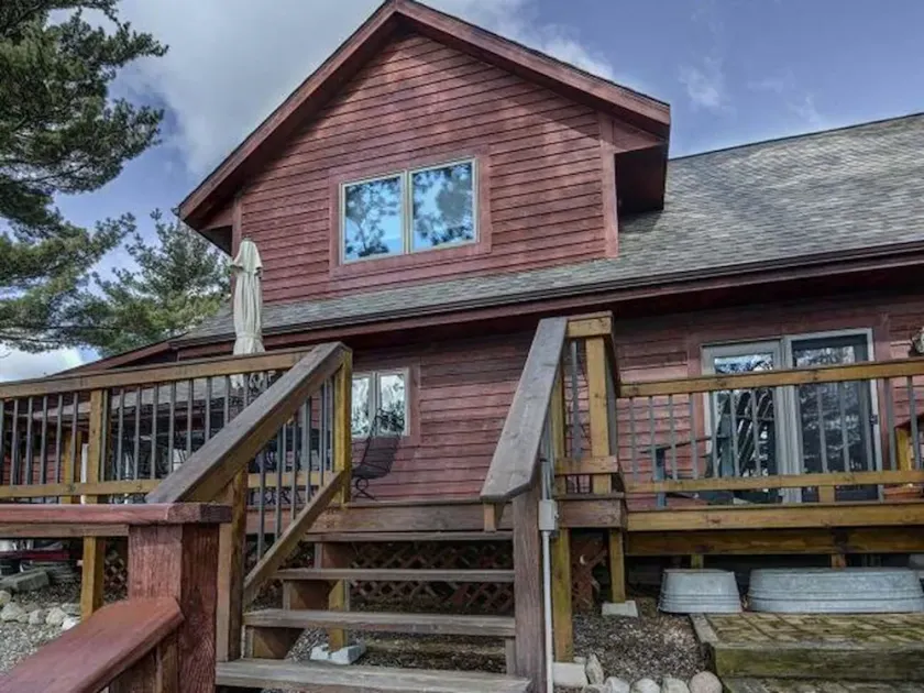Luxury Lakefront Home in northern Wisconsin - Image 1