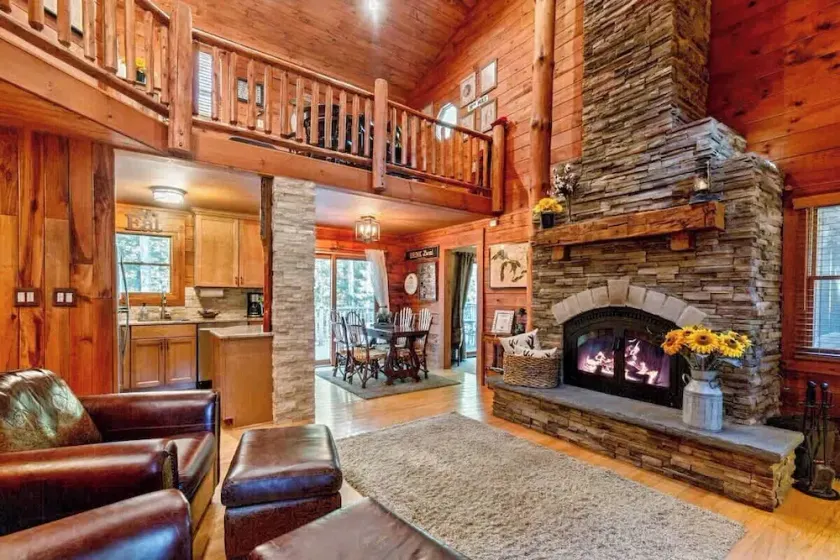 Charming Cabin with Game Loft and Firepit - Cozy Northern Retreat - Image 1