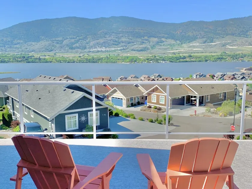 The Osoyoos Lake Breeze Cottage #260 - Image 1