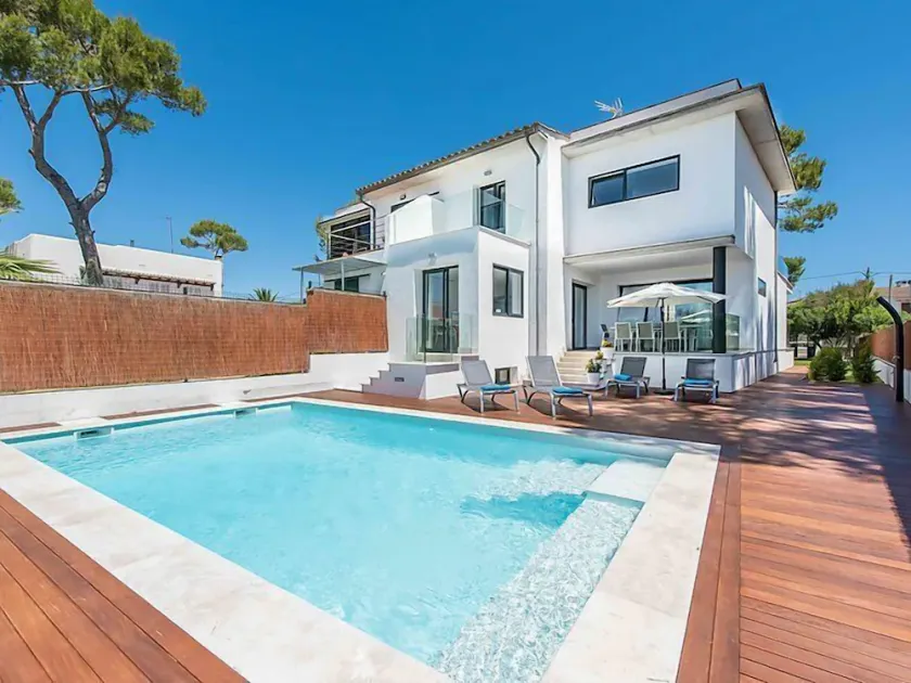Holiday Home Marianne by Interhome - Image 1
