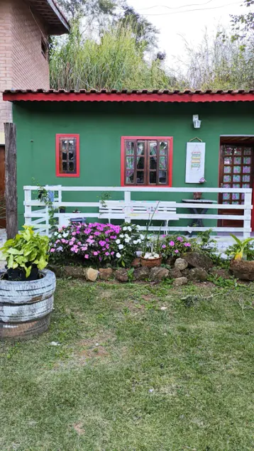Picturesque bungalow - Image 1