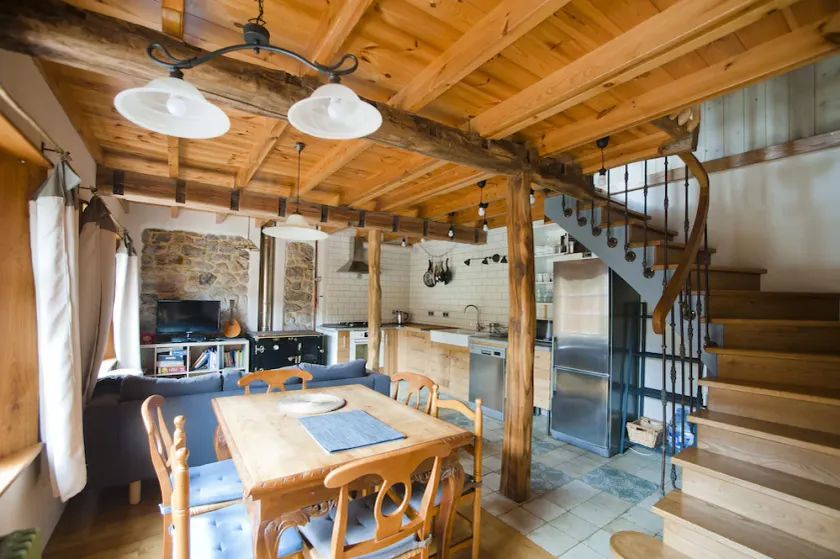 Melendreros House.  Country house, large, well equipped and with beautiful views. - Image 1