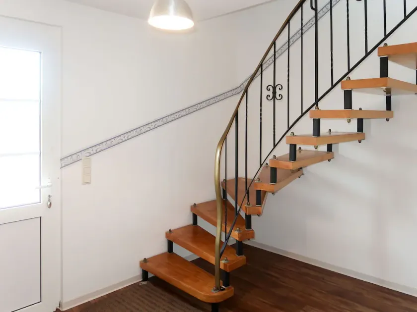 Dejlig lejlighed i villa for 8 personer med WIFI, TV, terrasse og kæledyr tilladt - Image 1