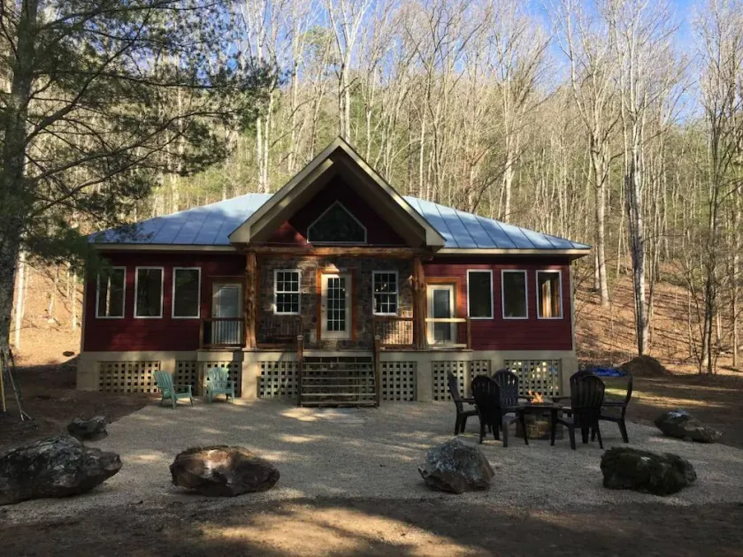 Bear Necessities Cabin - Image 1