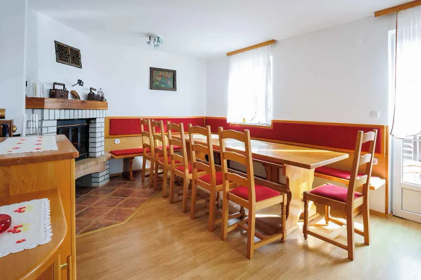 Feriehus med udsigt over floden Kolpa - Image 1