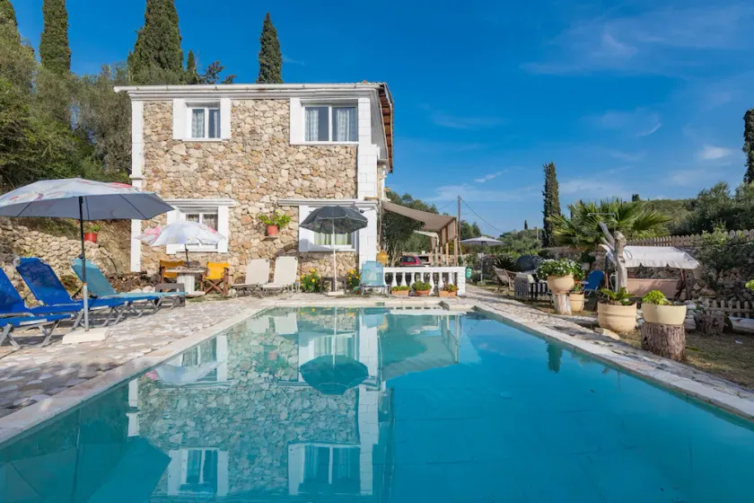 Stelios Stone House Sinarades - Image 1