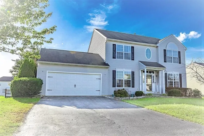 Quiet Peaceful 4 Bedroom 2½ Bath home on a Cul-da-sac - Image 1