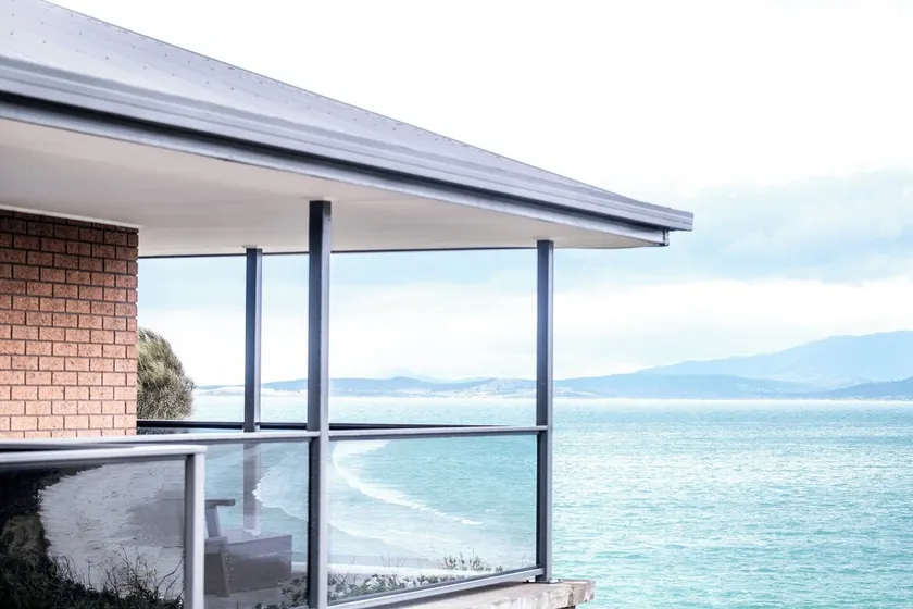 Stones Throw - Freycinet Holiday Houses - Image 1