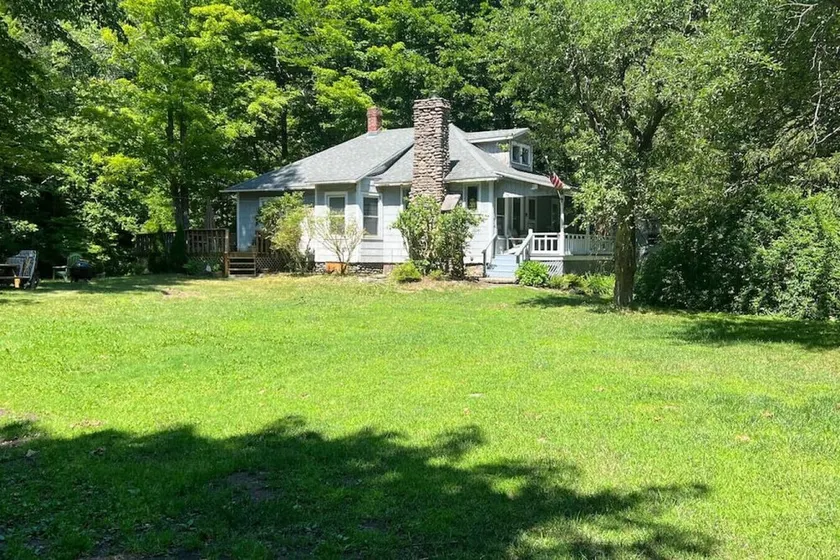 Waterfront Getaway in the Heart of the Catskills - Image 1
