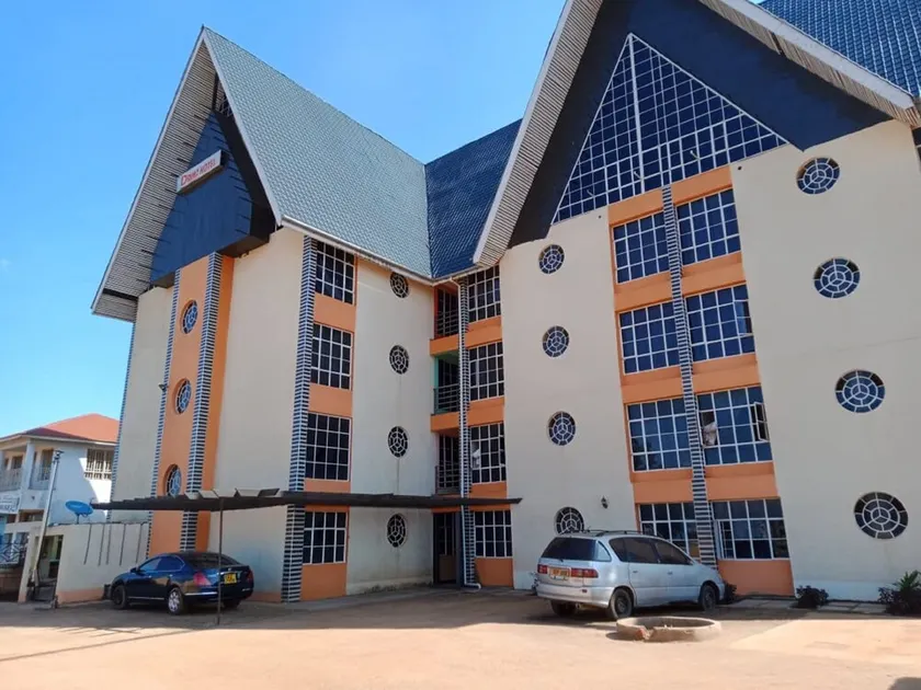 Drimz Hotel Busia - Image 1