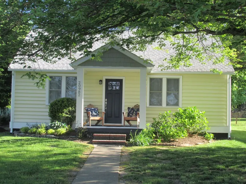 Cottage with Harbor and Chesapeake Bay View in Rock Hall, MD - Image 1