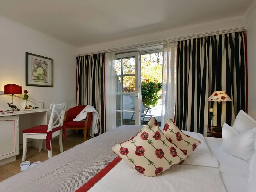 Double room Wiesäcker with balcony, 20 sqm, bathroom with shower - Image 1