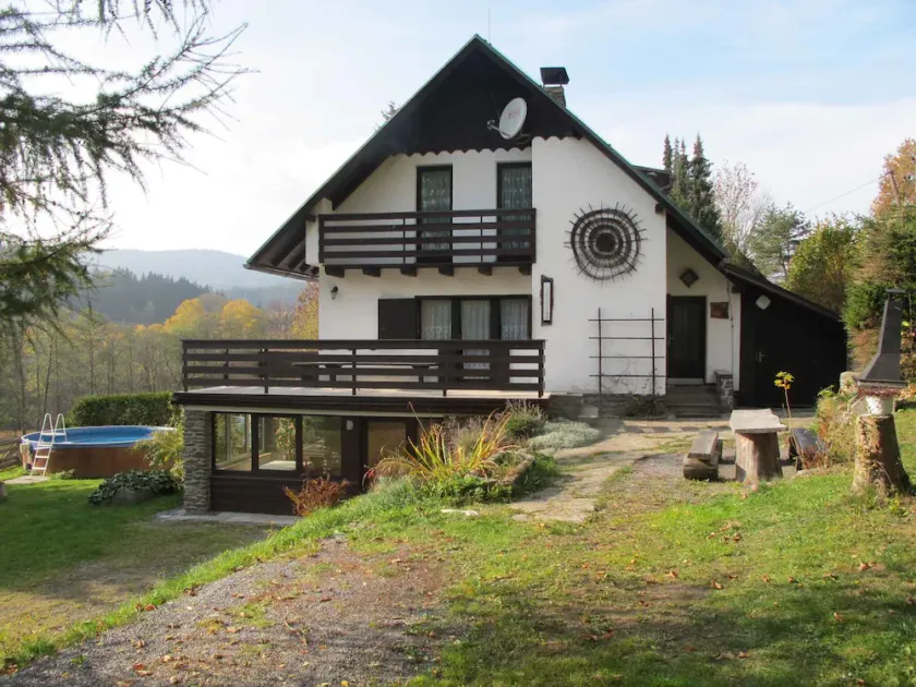 Casa vacacional Con chimenea, sauna, sala de juegos y piscina climatizada. - Image 1
