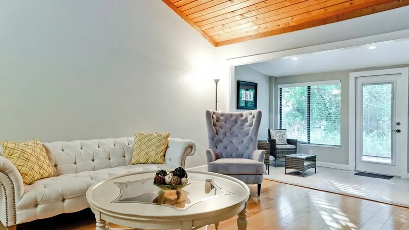 Pine Bay Forest 7521 - Bradenton - Very nice 2 Bedroom /2 Bath villa , maximum occupancy of 4 people. This very nice condo does require a 3 month (90 days) minimum stay . - Image 1