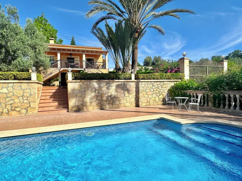 Fritstående finca, privat pool, panoramaudsigt, Internet, beliggende i udkanten af ​​landsbyen - Image 1