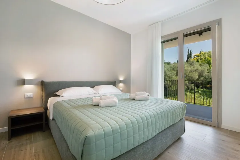 Apartment 'Eleonora C1' with Shared Pool, Private Terrace, and Air Conditioning - Image 1