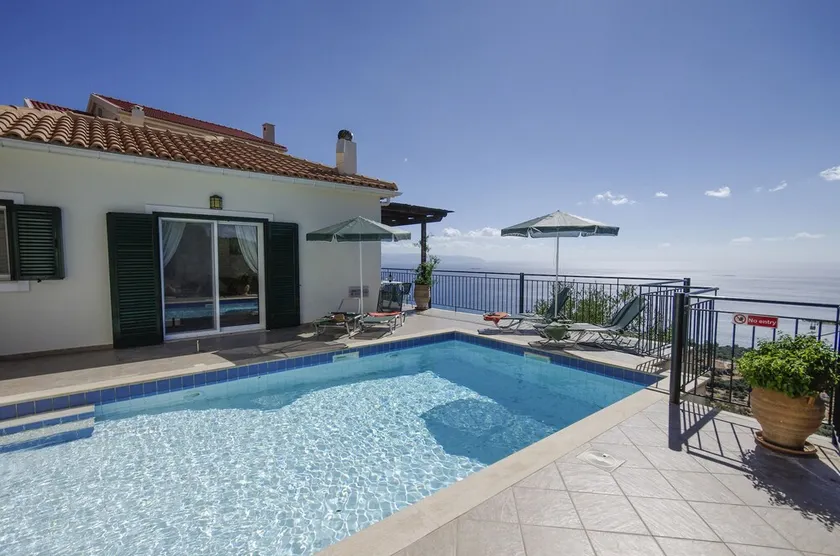 Villa in Vlachata with private pool and stunning views close to Lourdas. - Image 1