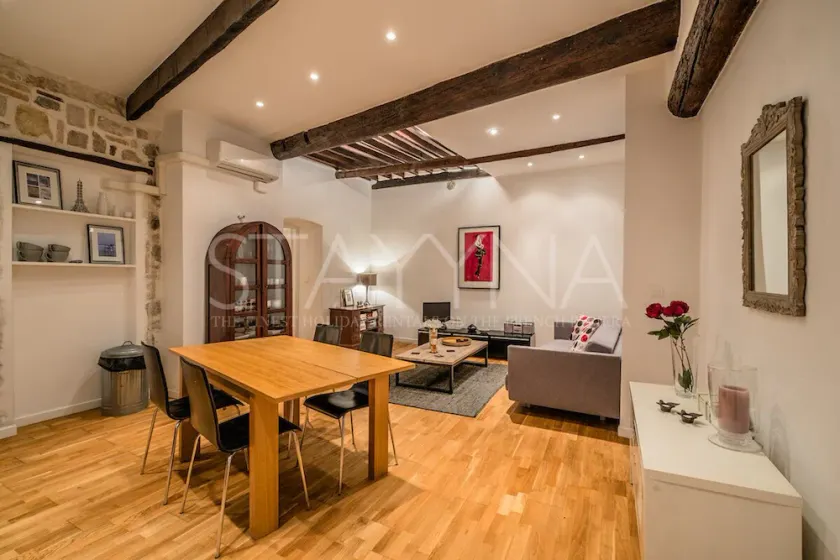Pebble Loft - Spacieux et contemporain rencontre le charme de la vieille ville. - Image 1