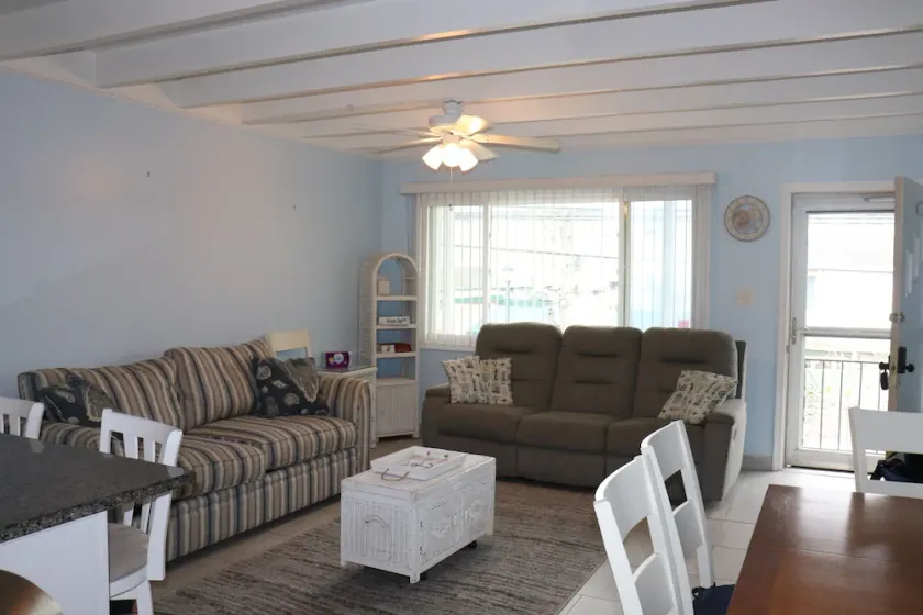 Awesome 1BR located in the heart of Sea Isle! - Image 1