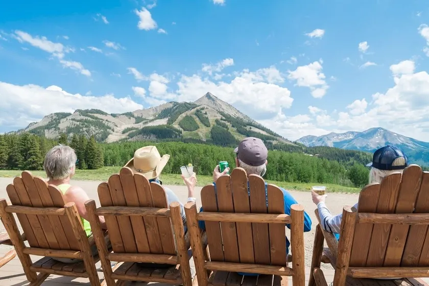 Ski-in Ski-out 2 Br Condo- Sleeps 6 People - Image 1