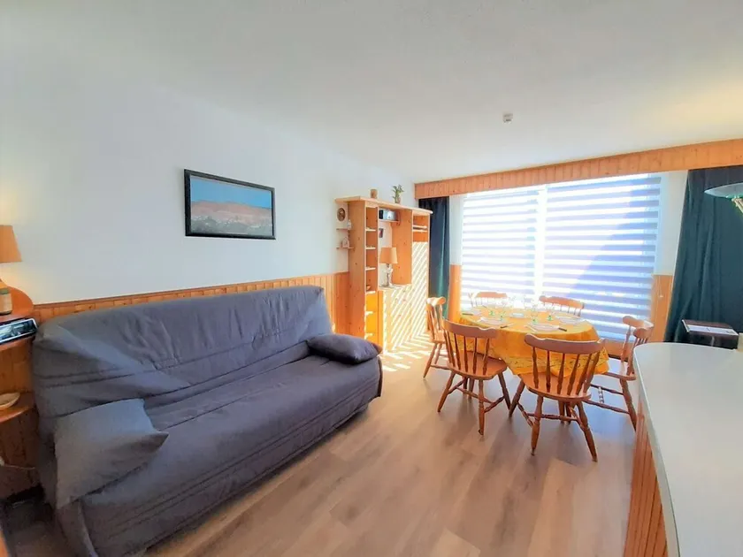 Studio cabin for 6 in Piau-Engaly with balcony and slopes view - Image 1