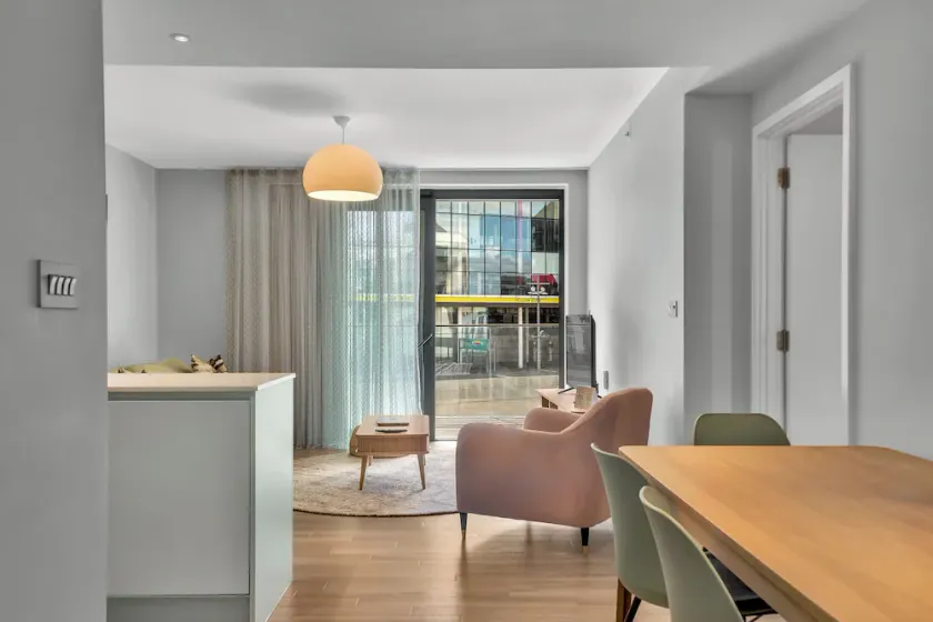 MySquare Spacious Two Bedroom Apartment at Wembley Park - Image 1
