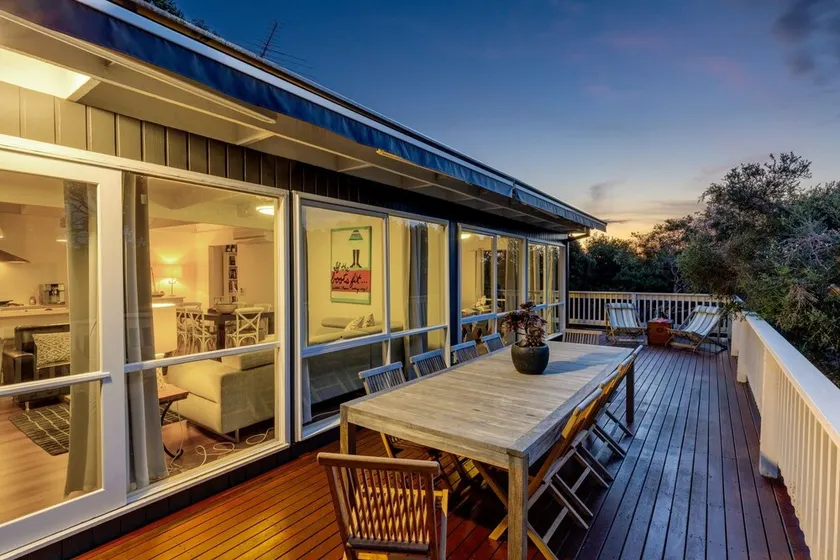 Tyrone Beach House - Cosy Family Getaway - WiFi - Linen Included - Image 1
