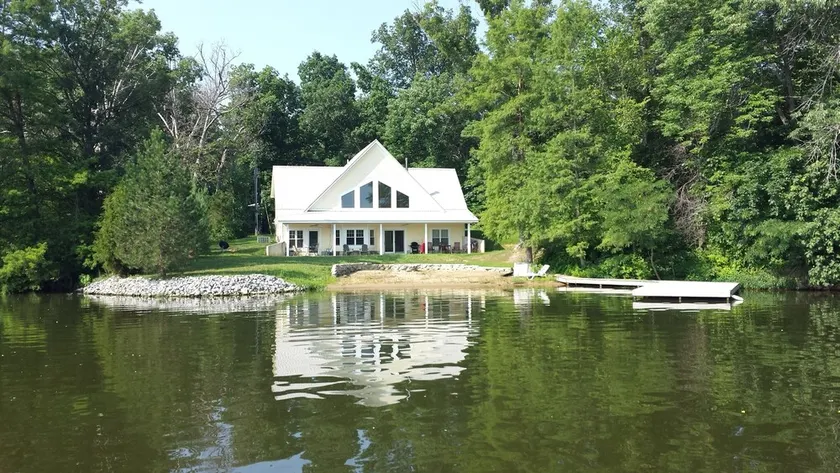 Barefoot Beach House - Image 1