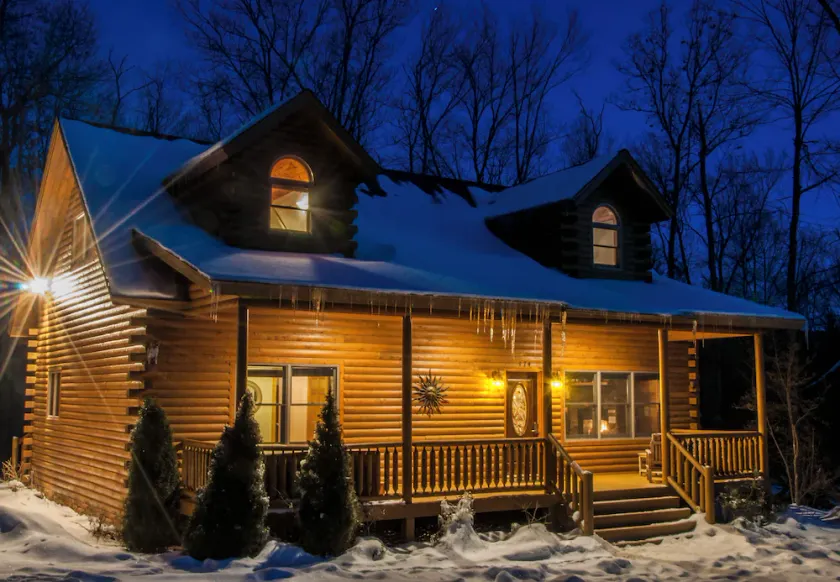 Donovans Dacha - Image 1