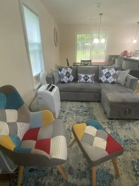 Prime Time Tiger’s Den - Image 1