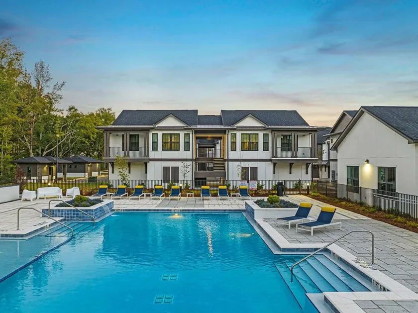 Landing Apartments - North Central Pensacola - Image 1