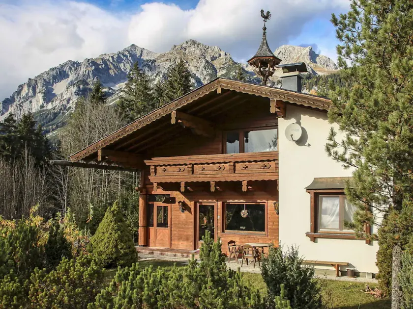 Estupenda casa de vacaciones privada para 10 personas con WIFI, TV, terraza y mascotas permitida - Image 1